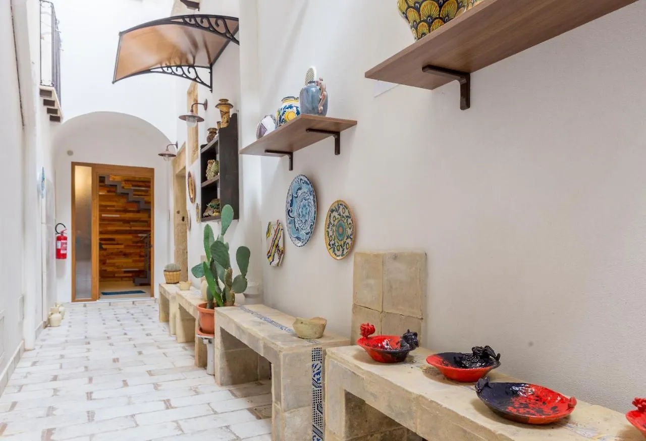 Casa Dell'Aromatario B&B 夏卡 住宿加早餐酒店