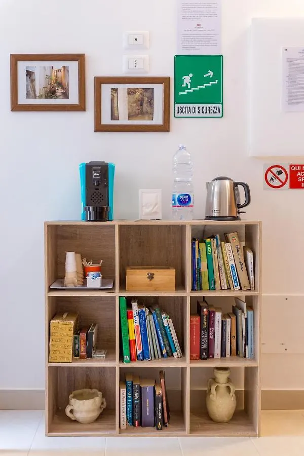 Casa Dell'Aromatario B&B Sciacca